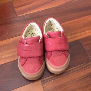 Cat and jack sneakers size 6